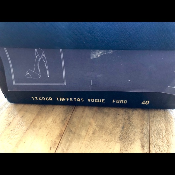 Stunning Prada Taffetas Vogue Pumps, Sz 40 - Picture 2 of 8